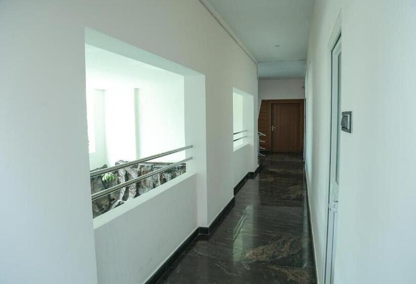 فندق صغير P A Resort