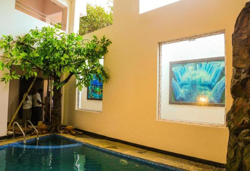 فندق صغير P A Resort