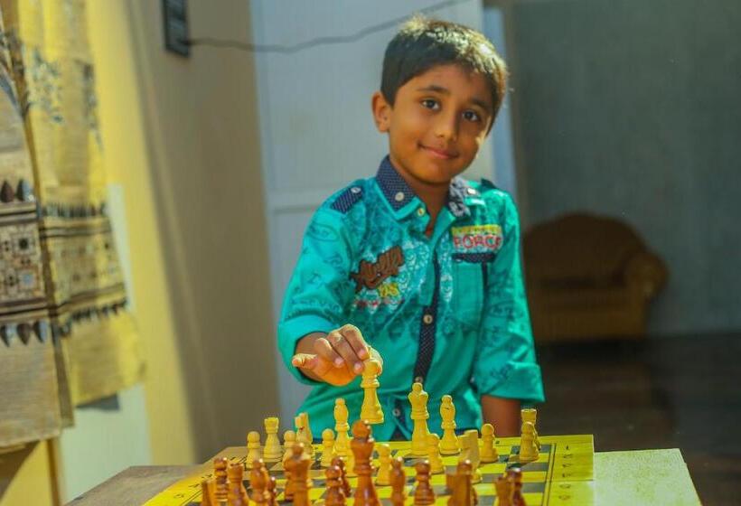 فندق صغير P A Resort