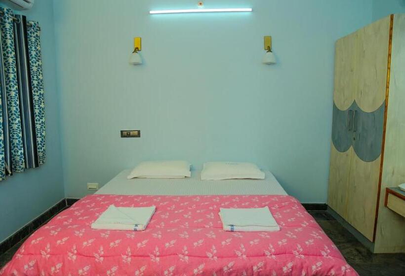 فندق صغير P A Resort