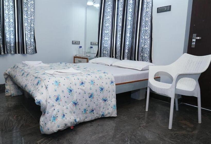 فندق صغير P A Resort