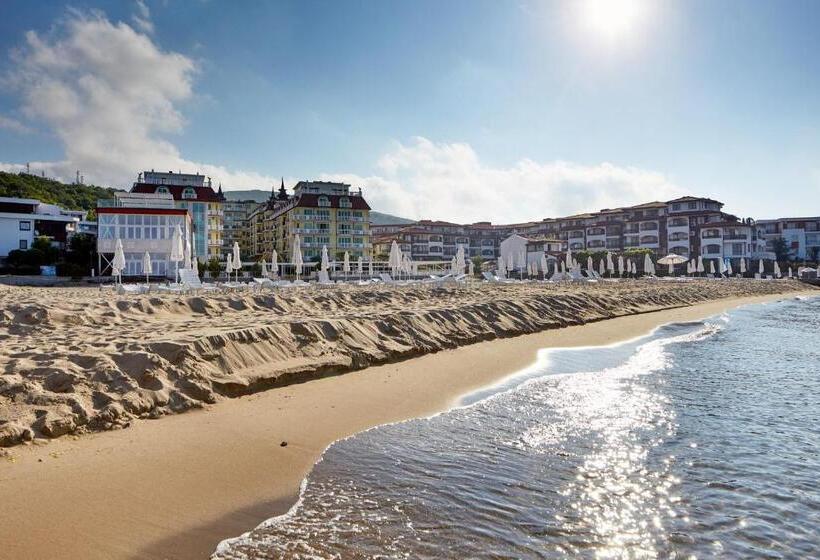 Amore Beach All Inclusive