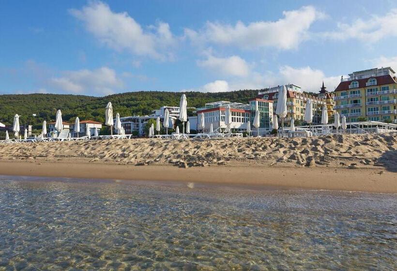 Amore Beach All Inclusive