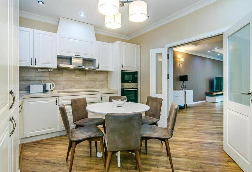 Baku Deniz Mall Family Hotel Apartment