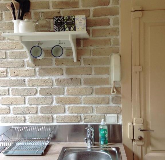 مبيت وإفطار Le Petit Beurre   Studio En Hypercentre De Beaune