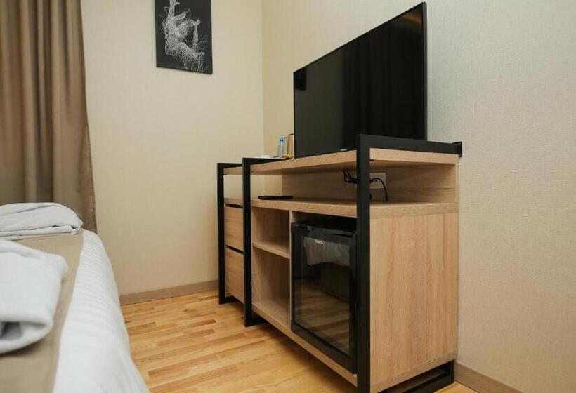 Chalet Dilijan Hotel & Restauarant