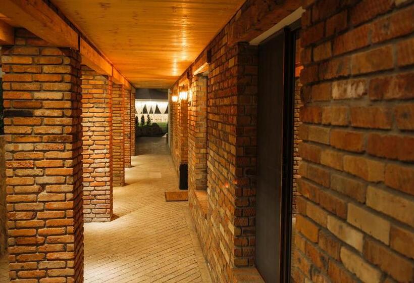 Chalet Dilijan Hotel & Restauarant