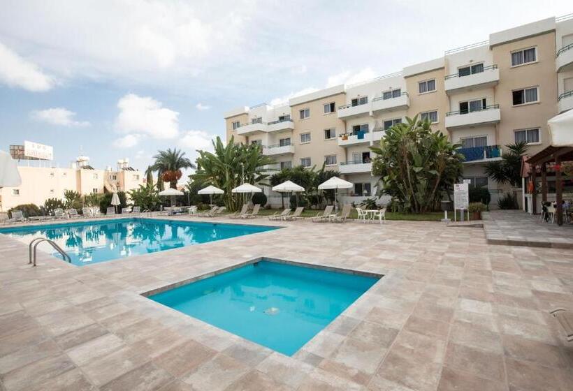 Debbiexenia Hotel Apartments