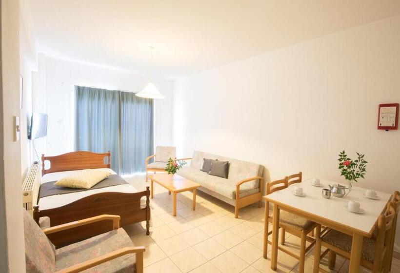 Debbiexenia Hotel Apartments