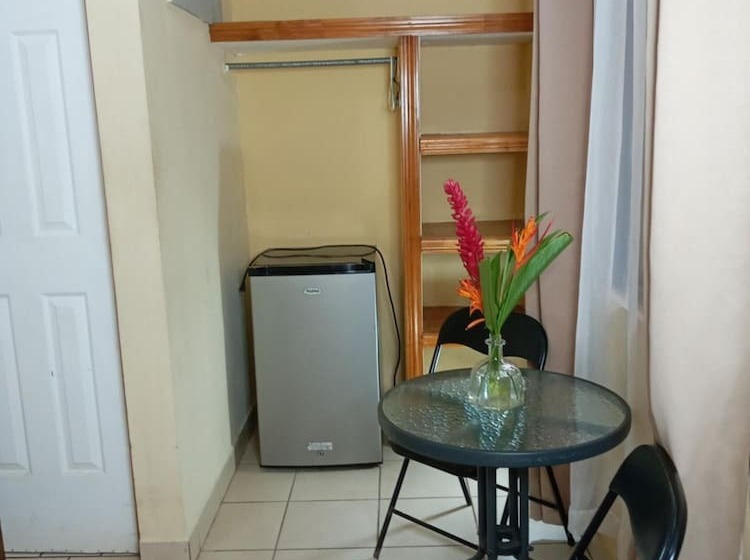 فندق Cabinas Coco Alegre