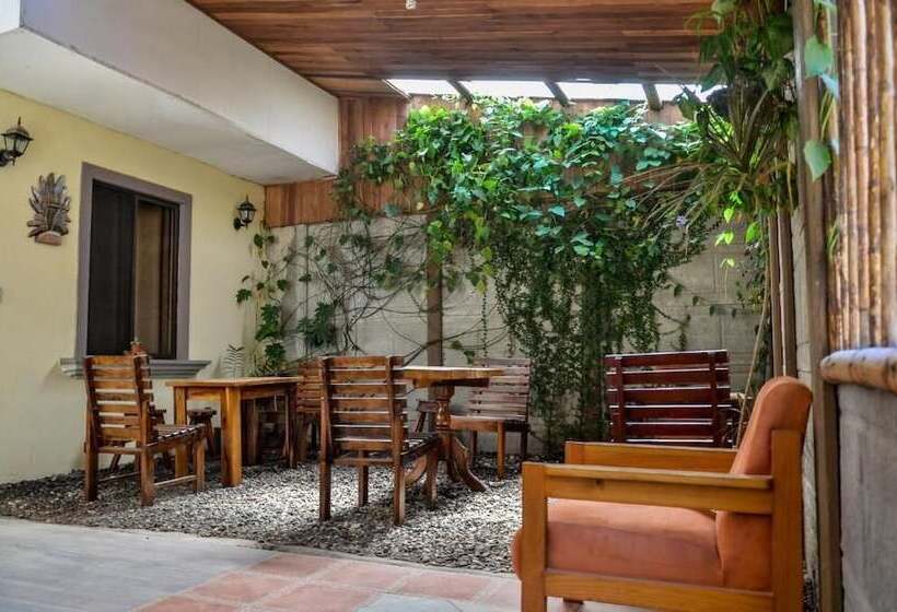 فندق Cabinas Coco Alegre