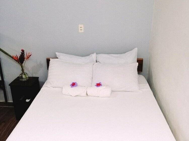 فندق Cabinas Coco Alegre