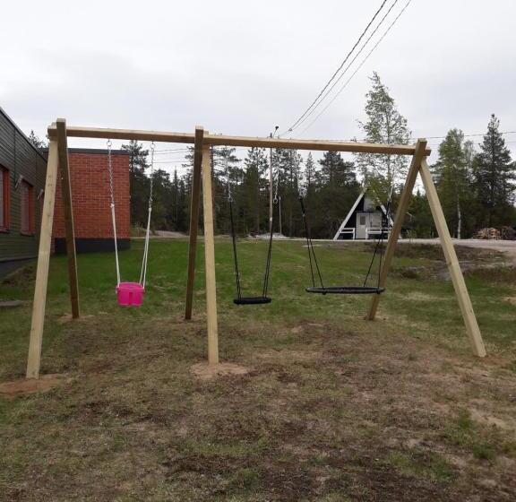 ホテル Karemajat Panorama