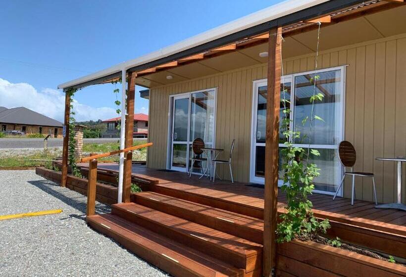 בית מלון כפרי Woodstock