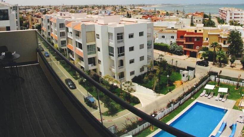 L Escale Suites Résidence Hôtelière By 7av Hotels