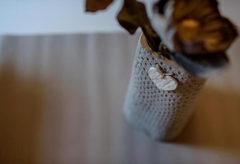 Marie Claire Apartments & Spa