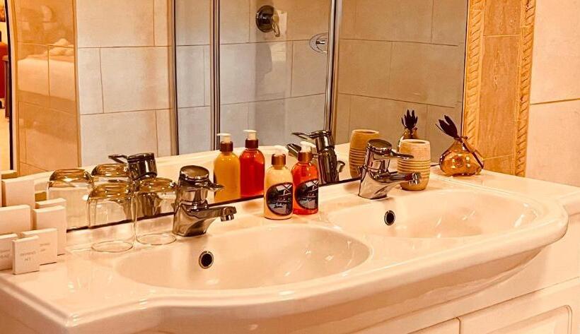 膳宿费 27a On Angus