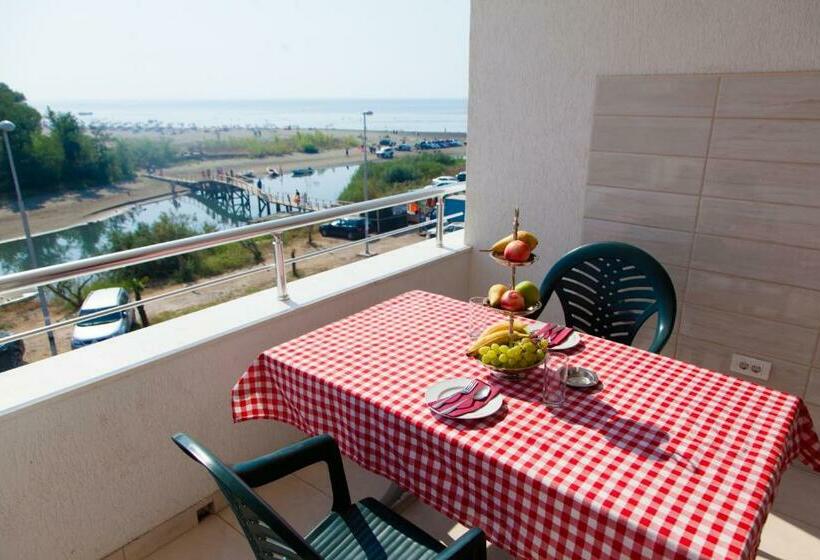 پانسیون Apartments Art