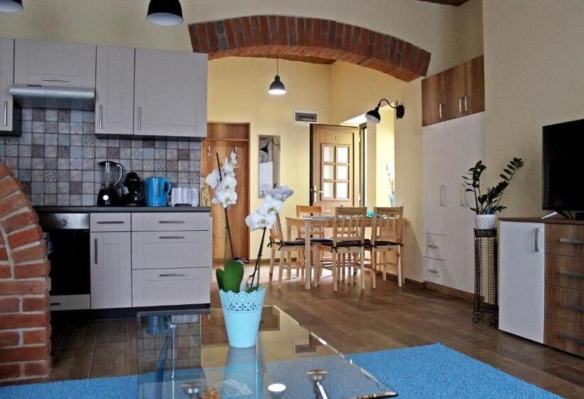 ペンション Boros Vendégház I