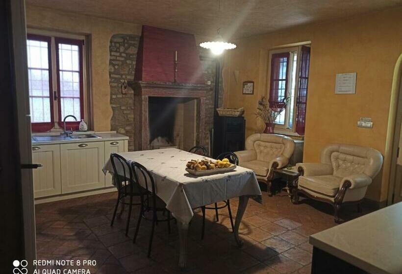 بنسيون Casa Vacanze Soleluna