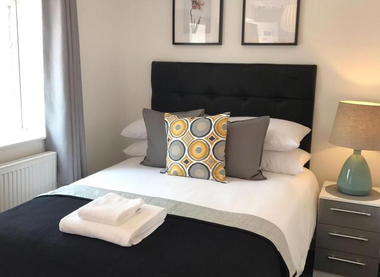 פנסיון Coleman Studios