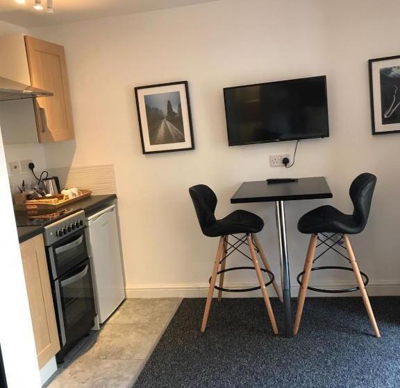 פנסיון Coleman Studios