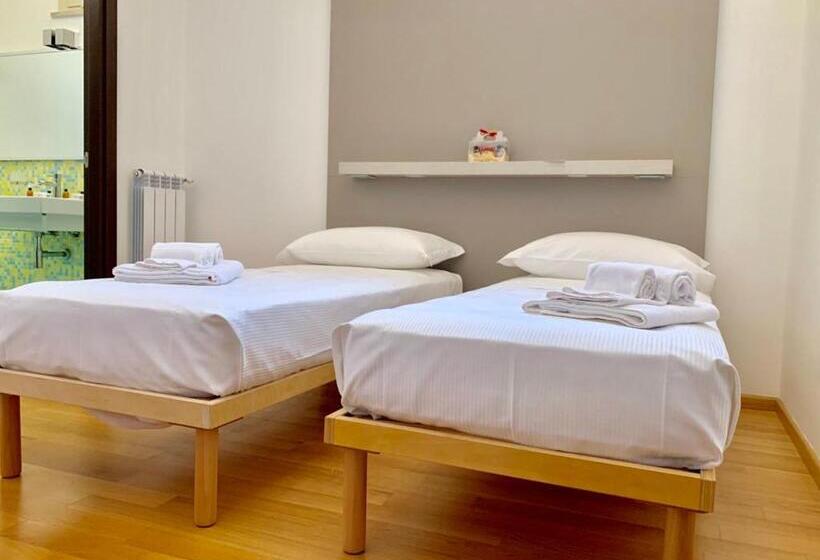 פנסיון Donnalucata Ospitalità Diffusa