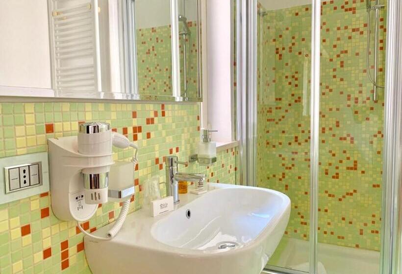 פנסיון Donnalucata Ospitalità Diffusa