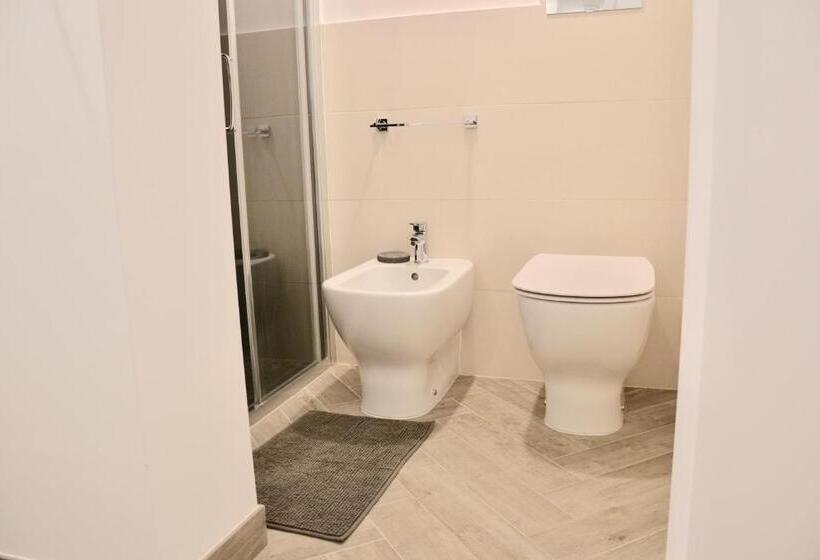 פנסיון Donnalucata Ospitalità Diffusa