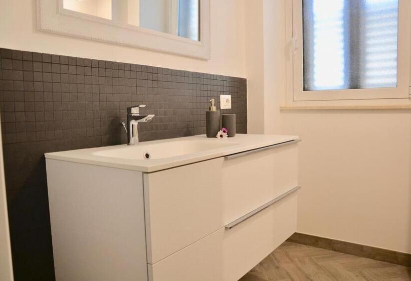 פנסיון Donnalucata Ospitalità Diffusa