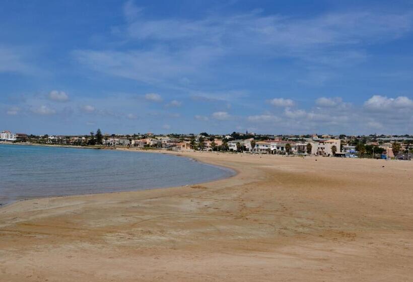 פנסיון Donnalucata Ospitalità Diffusa