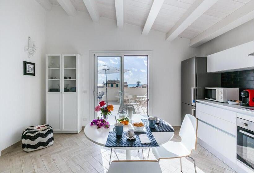 פנסיון Donnalucata Ospitalità Diffusa