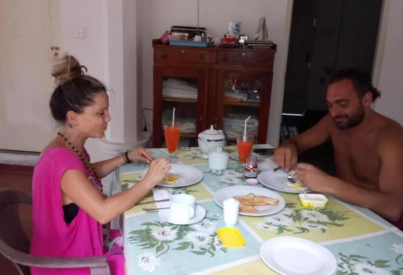 膳宿费 Green Villa Beach And Juice Bar