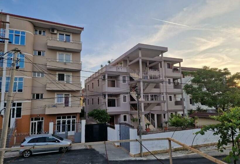 پانسیون Guest House Pisha