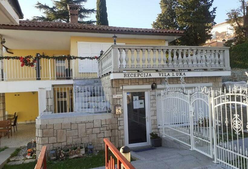 پانسیون Guest House Vila Luka