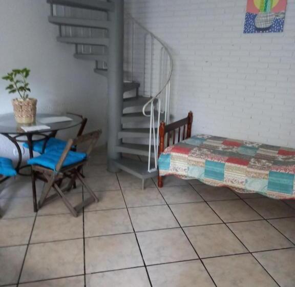 ペンション Hostel Bike Point Caraguatatuba