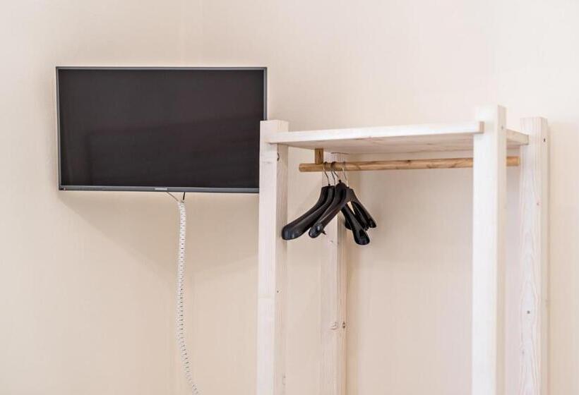 بنسيون Lia Apartment