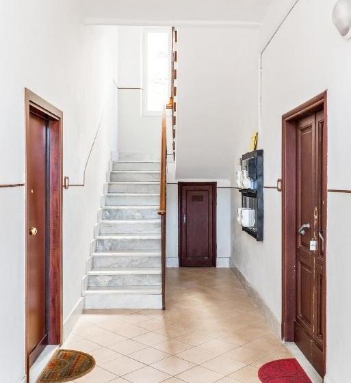 بنسيون Lia Apartment