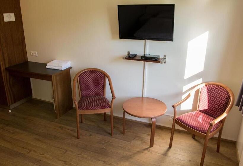 پانسیون Skipalaekur Guesthouse