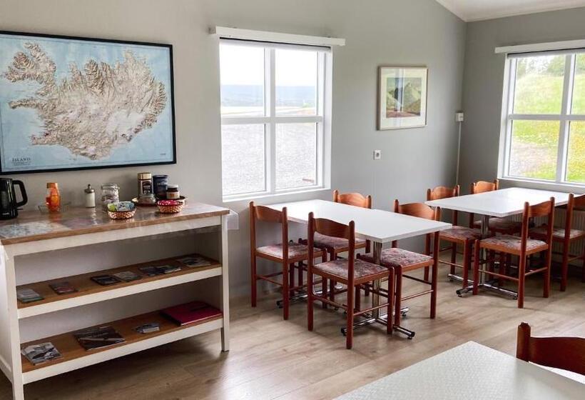 پانسیون Skipalaekur Guesthouse