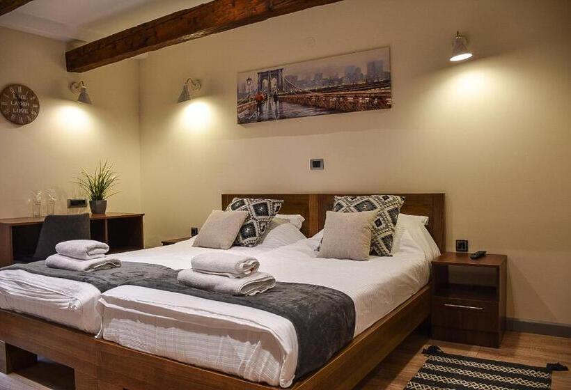 پانسیون Stari Slon