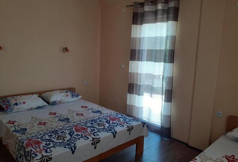 پانسیون Sunshine