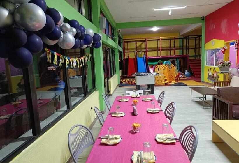 پانسیون Sunshine