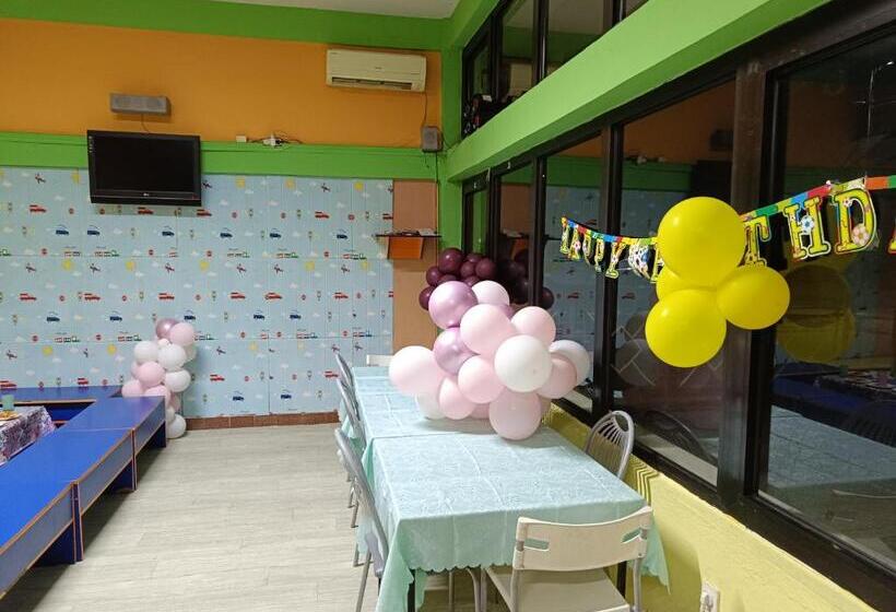 پانسیون Sunshine