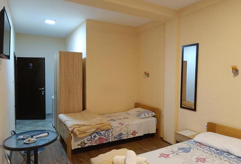 پانسیون Sunshine