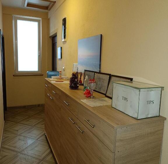 پانسیون Sunshine