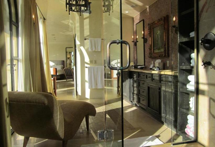 ペンション The Villa Sophia Guest House