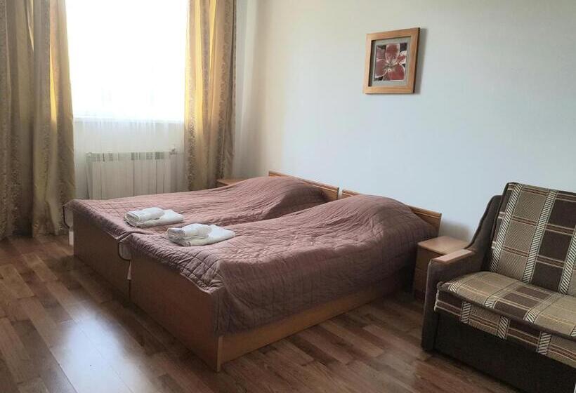 膳宿费 Villa Kameliya