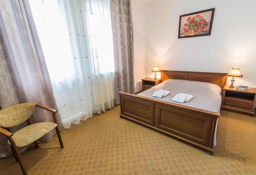 膳宿费 Villa Kameliya