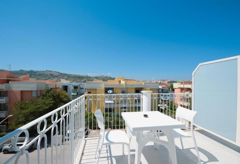 Residence Hotel Alba Palace